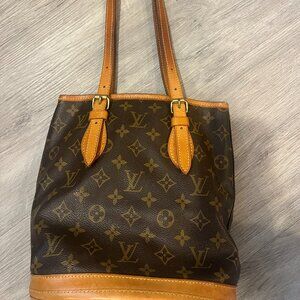 Louis Vuitton Monogram Petit Bucket 23